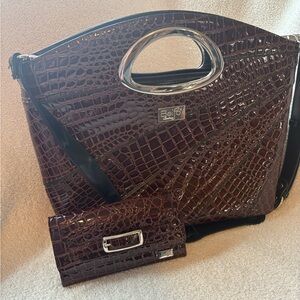 Beijo Large Faux Crocodile Brown Patent Large Purse Handbag and Matching Wallet